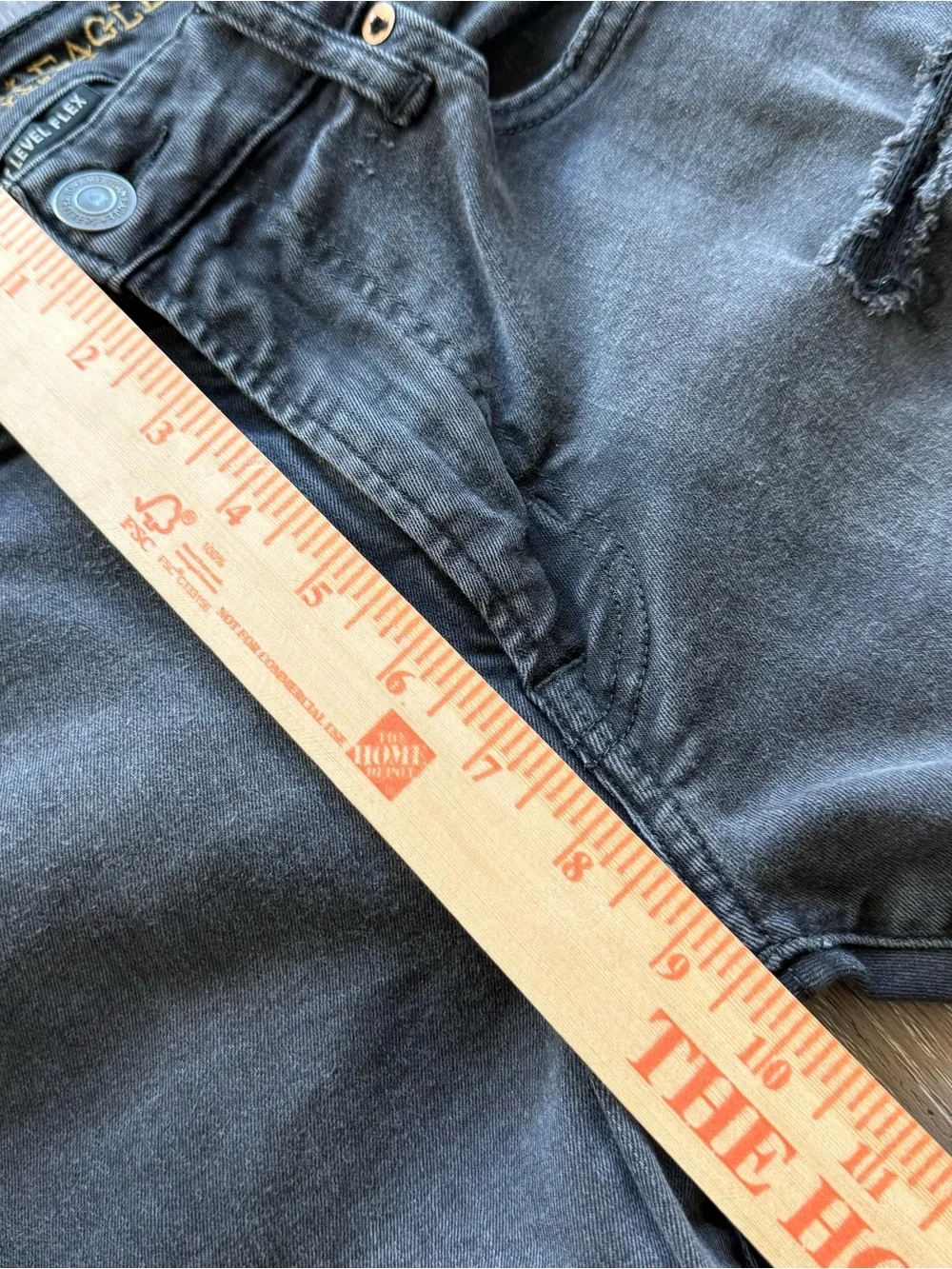 Men’s American Eagle Outfitters Next Level Flex Black Distressed Jeans 32x34